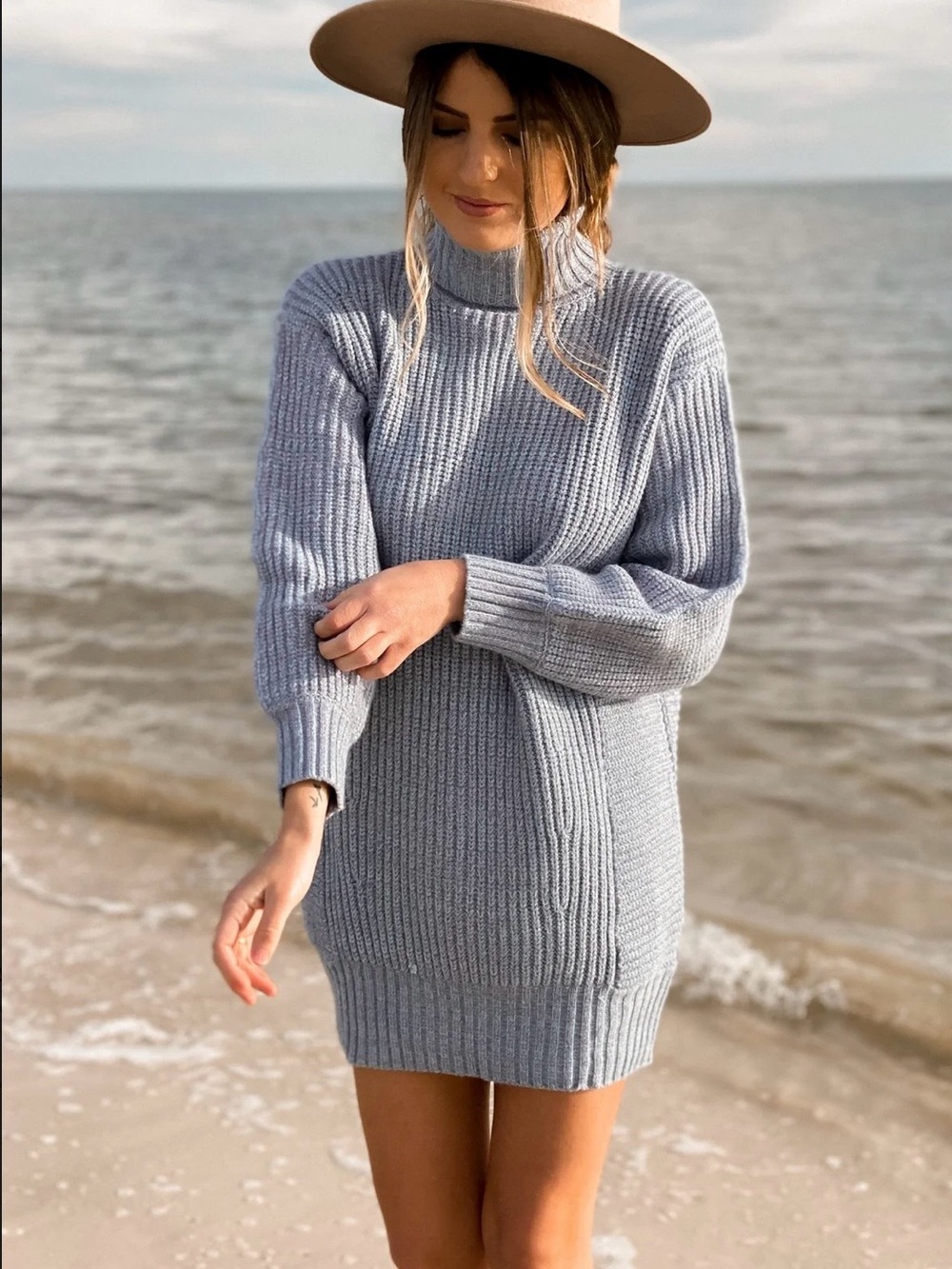MINKPINK Light Blue Ribbed Turtleneck Sweater Dress, Size Medium